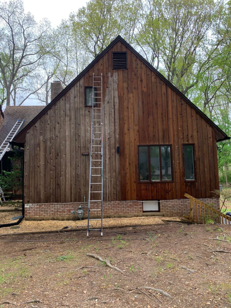 exterior-wood-siding-staining-project-in-progress